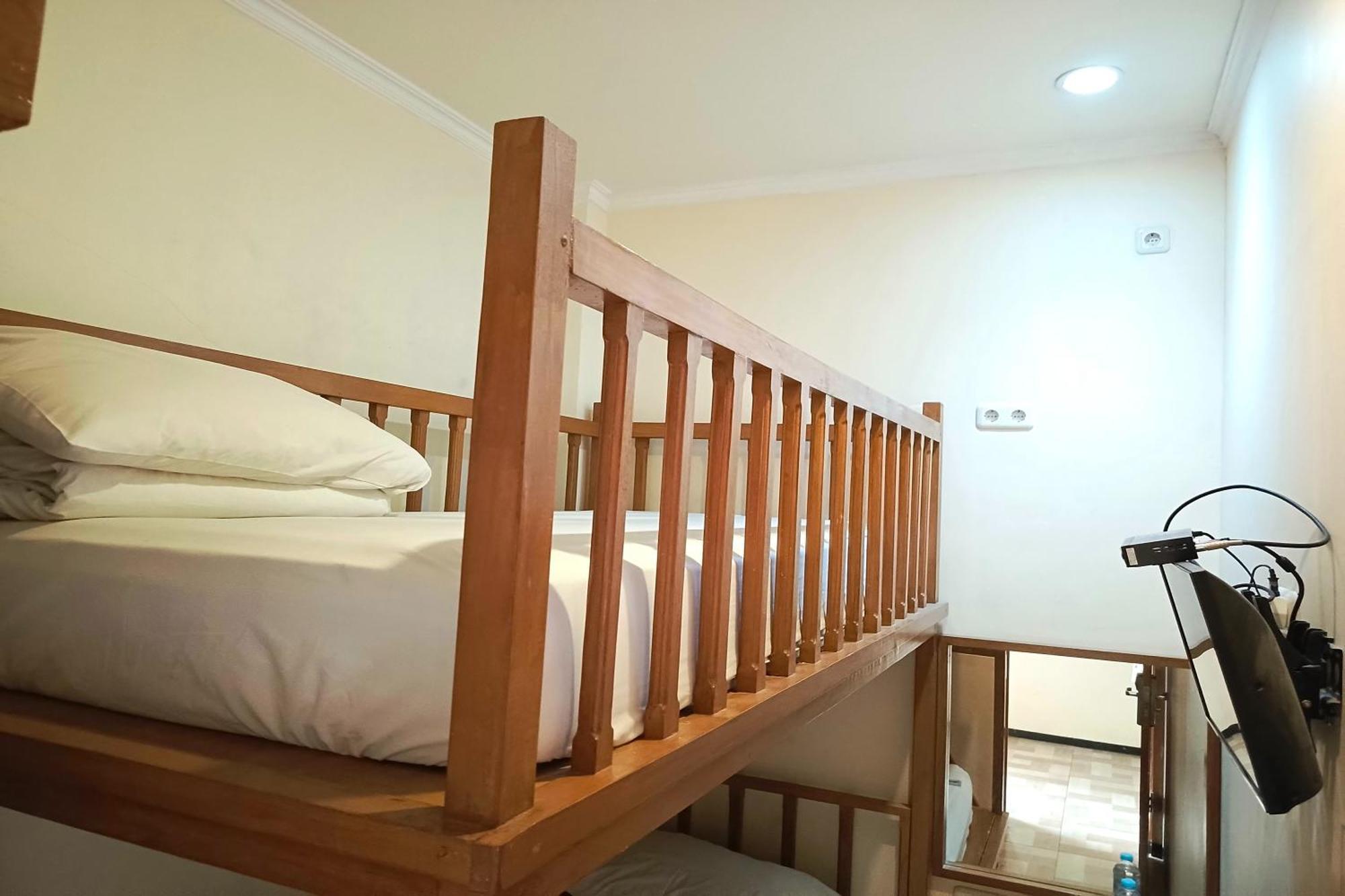 Java Capsule Hotel Malang Kültér fotó